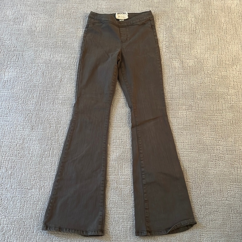 Altard state beautiful olive green flare jeans. NEVER WORN